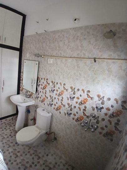 Channi Himmat Bathroom 1