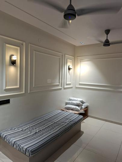 Sun rising home Bedroom 1