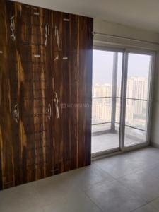 Bedroom Image of 3670 Sq.ft 4 BHK Apartment / Flat for rent in Shalimar One World Pinnacle, Gomti Nagar Lucknow for Rs. 40000