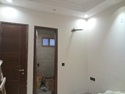 Bedroom Image of 900 Sq.ft 3 BHK Builder Floor for rent in Paschim Vihar New Delhi for Rs. 45000
