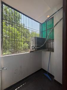 Image of 900 Sq.ft 2 BHK Builder Floor for rent in Ramesh Nagar, New Delhi for Rs. 40000
