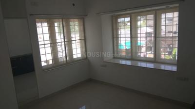 Bedroom Image of 1100 Sq.ft 2 BHK Apartment / Flat for rent in Choolaimedu Chennai for Rs. 40000