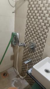 Bathroom Image of 515 Sq.ft 1 BHK Apartment / Flat for rent in Bhoomi Acres, Hiranandani Estate Thane for Rs. 23000