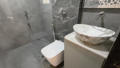 Dreams Aakruti Bathroom Two 4