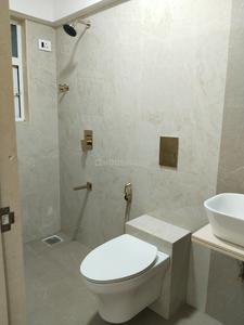 Bathroom Image of 678 Sq.ft 2 BHK Apartment / Flat for sale in Kaveri Tower, Andheri West Mumbai for Rs. 21000000