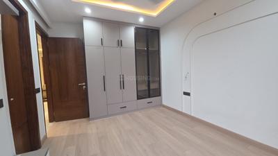 Bedroom Image of 2350 Sq.ft 4 BHK Builder Floor for sale in Sector 102 Gurgaon for Rs. 40000000