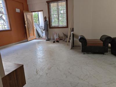 Living Room Image of 1100 Sq.ft 2 BHK Builder Floor for rent in Kartik Nagar Bengaluru for Rs. 45000