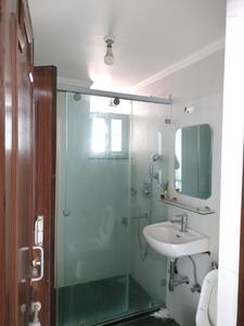 Common Bathroom Two Image of 1600 Sq.ft 3 BHK Apartment / Flat for sale in Y, Sector 7 Dwarka New Delhi for Rs. 24900000