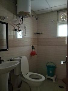 Common Bathroom Image of 800 Sq.ft 2 BHK Apartment / Flat for sale in Supertech Ecociti, Kulesara Noida for Rs. 8500000