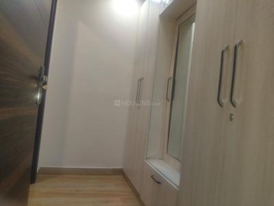 Bedroom Image of 2200 Sq.ft 4 BHK Builder Floor for rent in Vikaspuri New Delhi for Rs. 100000
