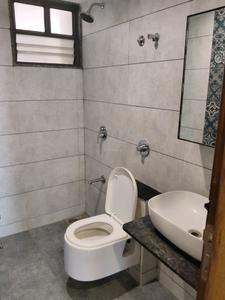 Common Bathroom Image of 1890 Sq.ft 3 BHK Apartment / Flat for rent in Jagatpur Ahmedabad for Rs. 43000
