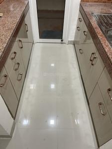 Kitchen Image of 750 Sq.ft 2 BHK Apartment / Flat for rent in Eldeco Accolade, Sector 2 Sohna for Rs. 28000