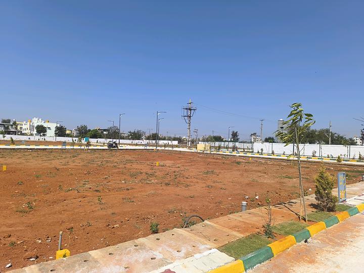 PGR Urban City  Near Chanakya univercity Main Image 1