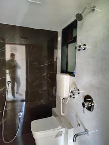 Common Bathroom Image of 610 Sq.ft 1 BHK Apartment / Flat for rent in Cosmos Park, Hiranandani Estate Thane for Rs. 17204