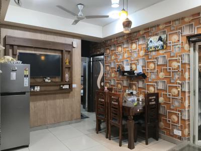 Living Room Image of 915 Sq.ft 2 BHK Apartment / Flat for sale in Panchsheel Greens 2, Noida Extension Greater Noida for Rs. 7500000