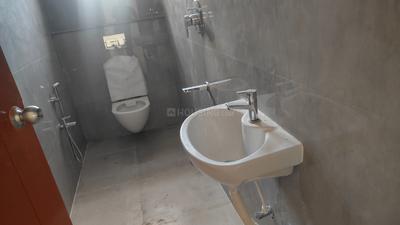 Bathroom Image of 5000 Sq.ft 6 BHK Duplex for sale in Uthandi Chennai for Rs. 55000000