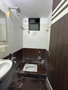 Bathroom Image of 1040 Sq.ft 2 BHK Apartment / Flat for rent in Space Park I, Mahalakshmi Nagar Indore for Rs. 25000