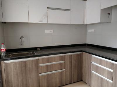 Kitchen Image of 650 Sq.ft 1 BHK Apartment / Flat for rent in Geomatrix Silver Crest, Kamothe Navi Mumbai for Rs. 30000