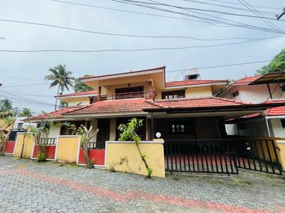 Image of 2000 Sq.ft 4 BHK Villa for sale in Kakkanad, Kochi for Rs. 13000000