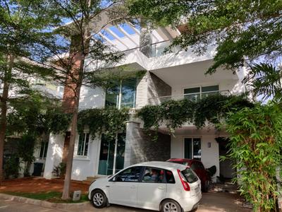 Image of 3300 Sq.ft 4 BHK Villa for rent in Kokapet, Hyderabad for Rs. 120000