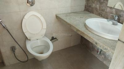Image of 965 Sq.ft 2 BHK Apartment / Flat for rent in Nahar Laurel And Lilac, Powai, Mumbai for Rs. 75000