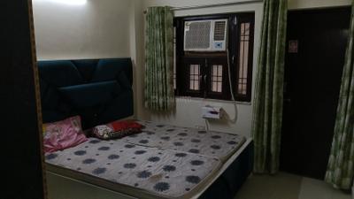 Bedroom Image of 650 Sq.ft 2 BHK Builder Floor for rent in Sector 23 Dwarka New Delhi for Rs. 27000