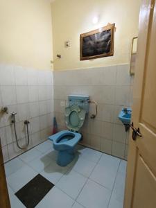 Bathroom Image of 1200 Sq.ft 3 BHK Apartment / Flat for sale in Thrippunithura Kochi for Rs. 7500000