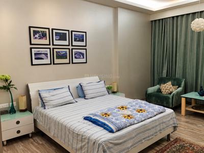 Bedroom Image of 10000 Sq.ft 5 BHK Independent House for rent in Neelankarai Chennai for Rs. 400000