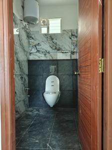 Bathroom Image of 1500 Sq.ft 3 BHK Builder Floor for rent in SMV Layout Bengaluru for Rs. 45000
