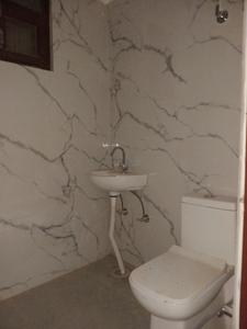 Common Bathroom Image of 1050 Sq.ft 2 BHK Apartment / Flat for sale in Krishna Elite Homes, Noida Extension Greater Noida for Rs. 4505000