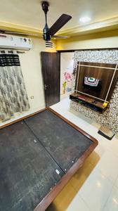 Bedroom Image of 700 Sq.ft 1 BHK Apartment / Flat for rent in Rosa Classique, Kasarvadavali Thane for Rs. 25000