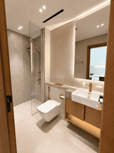 Image of 348 Sq.ft 1 RK Apartment / Flat for sale in Jumeirah Village, Dubai for Rs. 16964180