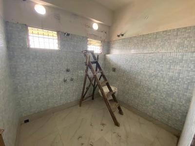 Bathroom Image of 1150 Sq.ft 2 BHK Builder Floor for rent in Birati Kolkata for Rs. 17500