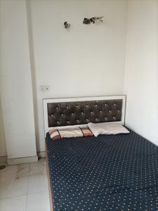 Bedroom Image of 800 Sq.ft 2 BHK Builder Floor for rent in Preet Vihar New Delhi for Rs. 25000