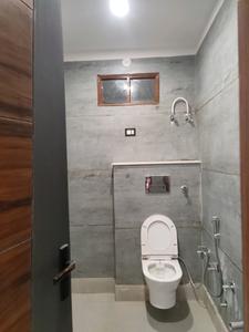 Common Bathroom Image of 1200 Sq.ft 4 BHK Builder Floor for sale in Uttam Nagar New Delhi for Rs. 8500000