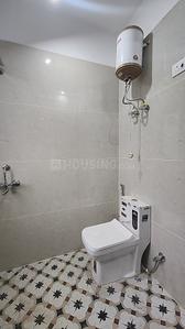 Bathroom Image of 900 Sq.ft 1 BHK Builder Floor for rent in Sector 53 Gurgaon for Rs. 28000