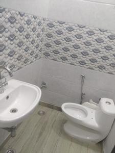 1 RK Independent Builder Floor