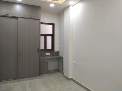 Bedroom Image of 720 Sq.ft 2 BHK Builder Floor for sale in Mukherjee Nagar New Delhi for Rs. 12500000