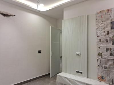 Bedroom Image of 1650 Sq.ft 3 BHK Builder Floor for sale in Paschim Vihar New Delhi for Rs. 32500000