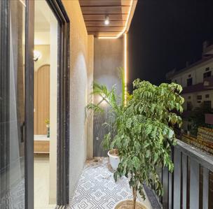 Balcony Image of 5700 Sq.ft 5 BHK Independent House for rent in Science City Ahmedabad for Rs. 200000