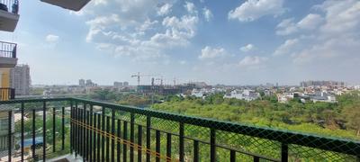 Balcony Image of 1080 Sq.ft 2.5 BHK Apartment / Flat for rent in Aims Golf Avenue 2, Sector 75 Noida for Rs. 28000