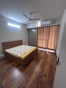 Bedroom Image of 1650 Sq.ft 3 BHK Apartment / Flat for rent in Gulnaar Meadows, Bhabat Zirakpur for Rs. 37000