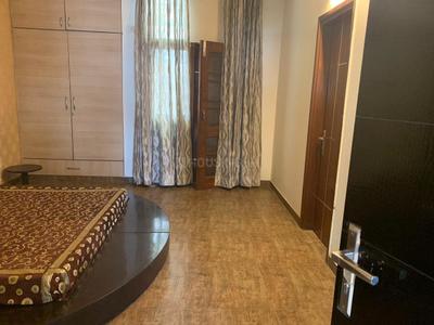 Bedroom Image of 1900 Sq.ft 3 BHK Independent House for rent in Sector 30 Noida for Rs. 50000