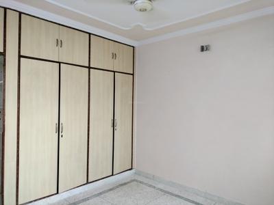 Bedroom Image of 1500 Sq.ft 3 BHK Apartment / Flat for rent in Sector 18 Dwarka New Delhi for Rs. 40000
