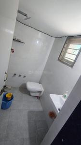 Bathroom Image of 3600 Sq.ft 4 BHK Independent House for rent in Thaltej Ahmedabad for Rs. 80000
