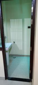 Bathroom Image of 800 Sq.ft 2 BHK Builder Floor for rent in Daulatganj Lucknow for Rs. 11500