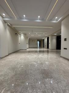 Living Room Image of 2700 Sq.ft 4 BHK Builder Floor for sale in Mansarover Garden New Delhi for Rs. 50000000