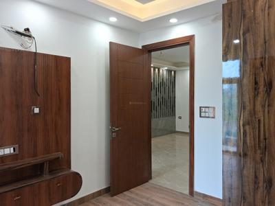 Bedroom Image of 1600 Sq.ft 3 BHK Apartment / Flat for sale in Sector 104 Noida for Rs. 7800000