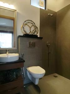 Bedroom One Image of 2800 Sq.ft 4 BHK Builder Floor for sale in DLF Independent Floors, DLF Phase 4 Gurgaon for Rs. 42500000