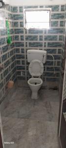 Bathroom Image of 735 Sq.ft 2 BHK Apartment / Flat for rent in Baranagar Kolkata for Rs. 11000